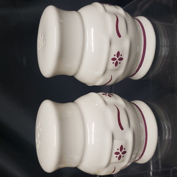 Longaberger Pottery Woven Traditions Red and Ivory Salt and Pepper Shakers - Picture 1 of 4